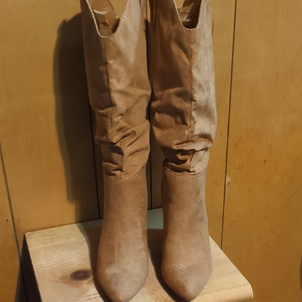 Chic Tan Suede Heeled Boots for Women